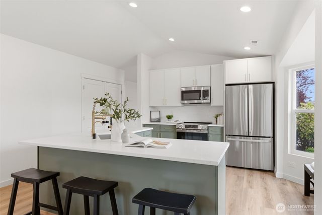 32727 19th Place SW, Federal Way, WA 98023