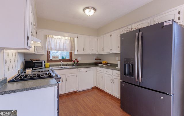 436 Forrest Avenue, Fayetteville, GA 30214