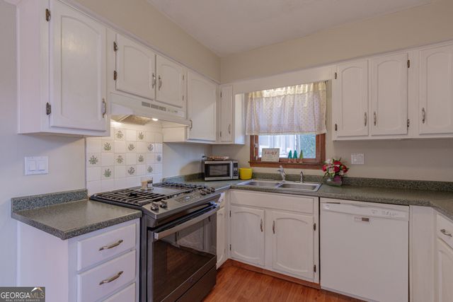 436 Forrest Avenue, Fayetteville, GA 30214