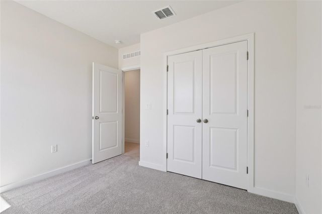 1925 DIAMOND HEAD CIRCLE, Haines City, FL 33844