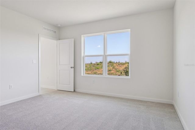 1925 DIAMOND HEAD CIRCLE, Haines City, FL 33844