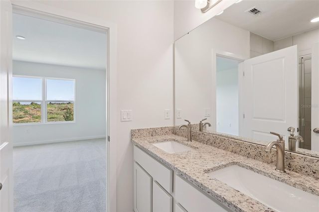 1925 DIAMOND HEAD CIRCLE, Haines City, FL 33844