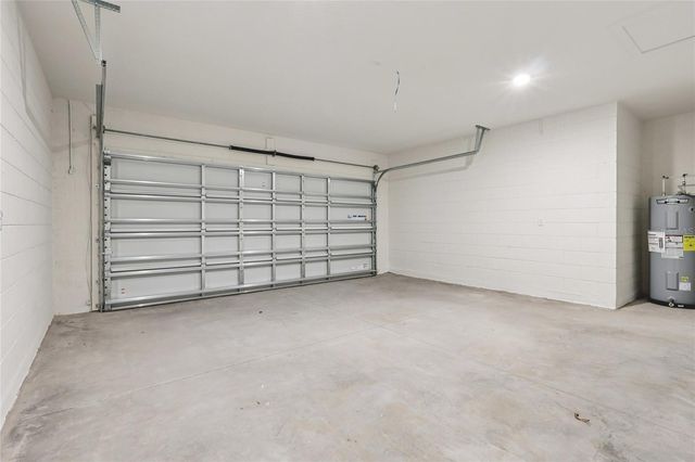 1925 DIAMOND HEAD CIRCLE, Haines City, FL 33844