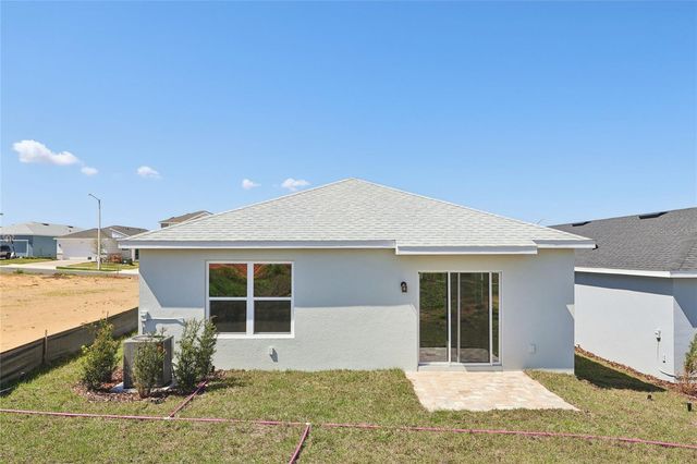 1925 DIAMOND HEAD CIRCLE, Haines City, FL 33844