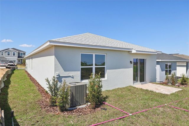 1925 DIAMOND HEAD CIRCLE, Haines City, FL 33844
