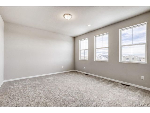 55025 E 28th Pl, Strasburg, CO 80136