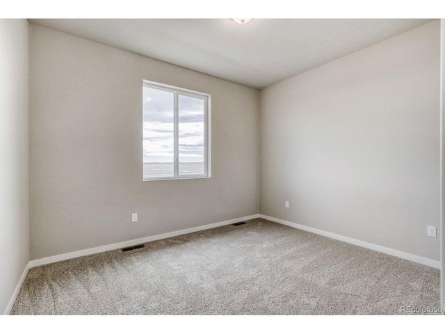 55025 E 28th Pl, Strasburg, CO 80136