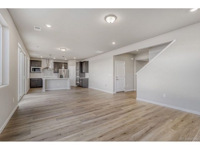 55025 E 28th Pl, Strasburg, CO 80136