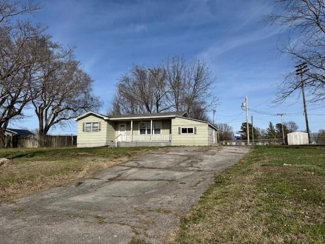 515 S Beverly Street, Billings, MO 65610