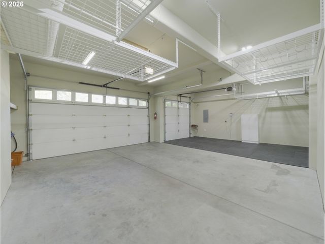9583 Se DENALI Dr, Happy Valley, OR 97086