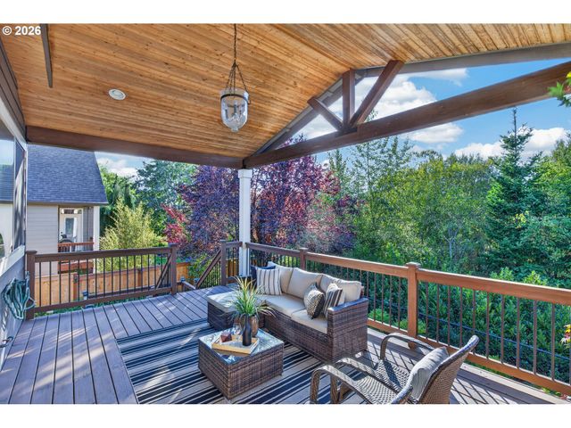 9583 Se DENALI Dr, Happy Valley, OR 97086