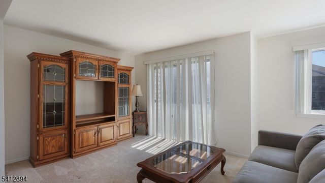 2603 Balmoral Ct, Hillsborough Twp., NJ 08844