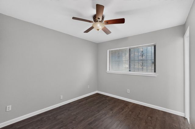 426 Kirnwood Drive, Dallas, TX 75232