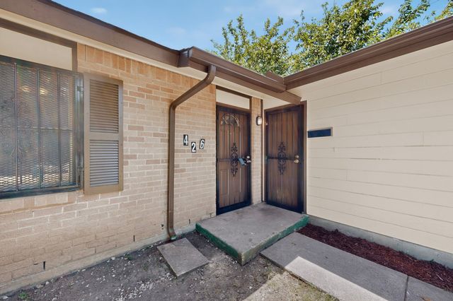 426 Kirnwood Drive, Dallas, TX 75232