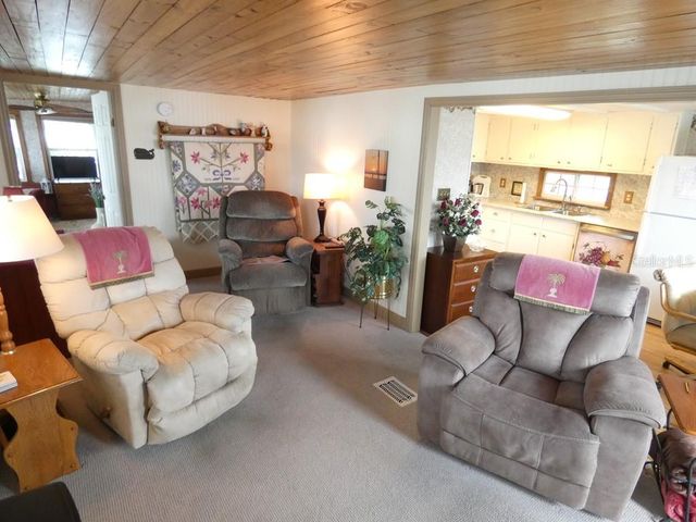 12674 SEMINOLE BOULEVARD S8, Largo, FL 33778