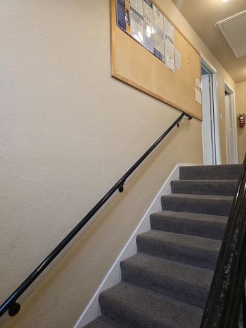 654 Saint Louis Avenue 204, Fort Worth, TX 76104