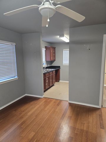 654 Saint Louis Avenue 204, Fort Worth, TX 76104