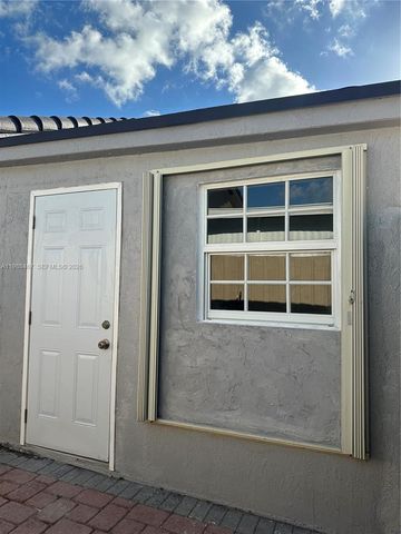 2753 W 68th Pl 1, Hialeah, FL 33016
