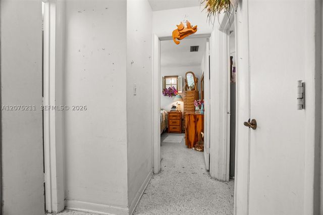 7509 Garfield St, Hollywood, FL 33024