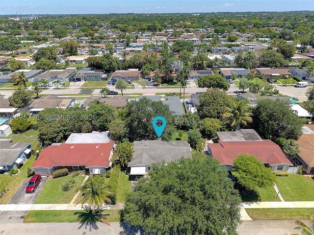 7509 Garfield St, Hollywood, FL 33024