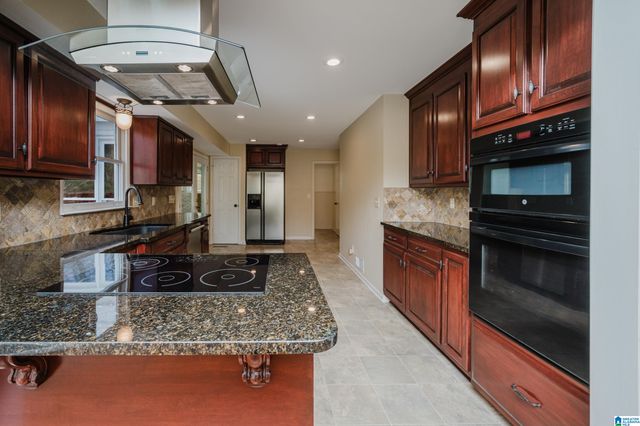 760 SELF DRIVE, Birmingham, AL 35235