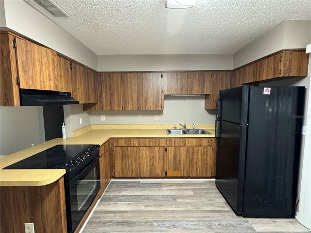 5619 PEACH AVENUE, Seffner, FL 33584