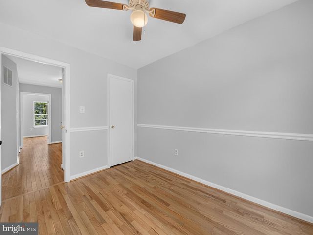 15057 CHERRYDALE DR, Woodbridge, VA 22193