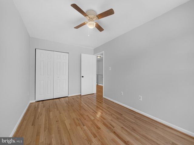 15057 CHERRYDALE DR, Woodbridge, VA 22193