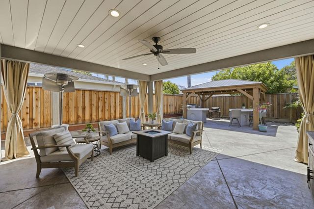 456 Crosslees Drive, San Jose, CA 95111