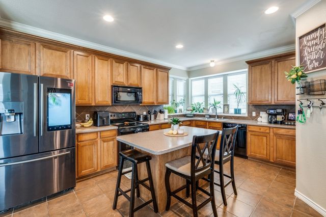 1124 Cotton Exchange Drive, Savannah, TX 76227