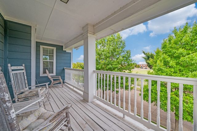 1124 Cotton Exchange Drive, Savannah, TX 76227