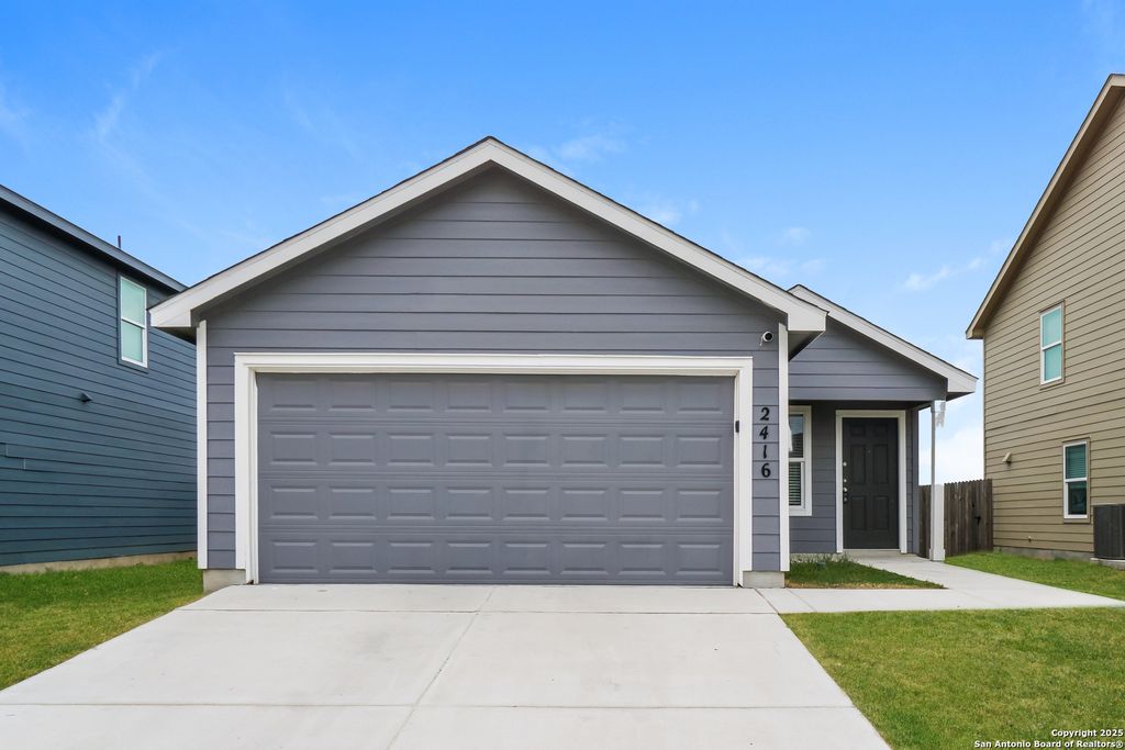 2416 Lake Hills, New Braunfels, TX 78130
