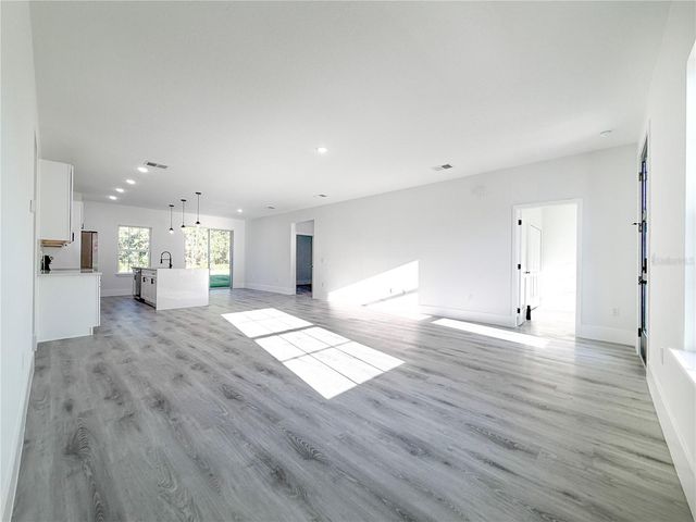 6367 N VARSITY AVENUE, Citrus Springs, FL 34434