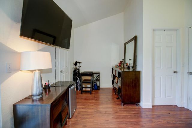 6114 Shadow Ln, Citrus Heights, CA 95621