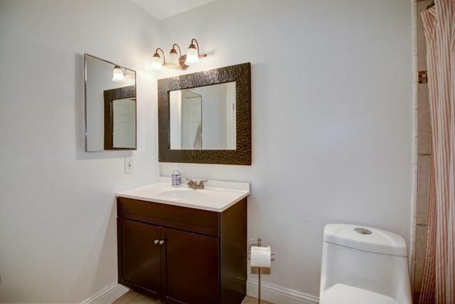 6114 Shadow Ln, Citrus Heights, CA 95621