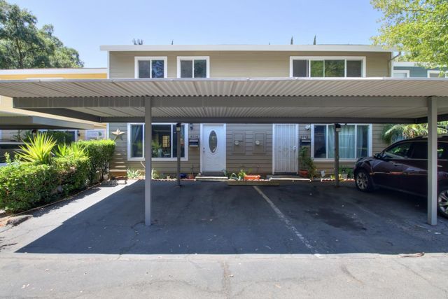 6114 Shadow Ln, Citrus Heights, CA 95621