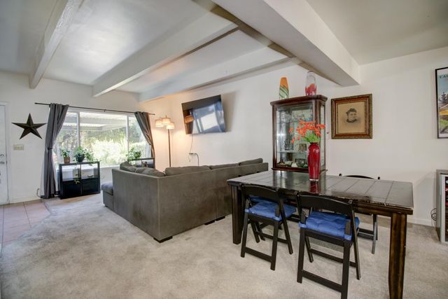 6114 Shadow Ln, Citrus Heights, CA 95621
