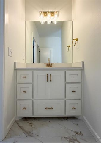 10036 Primrose Lane, Midwest City, OK 73130