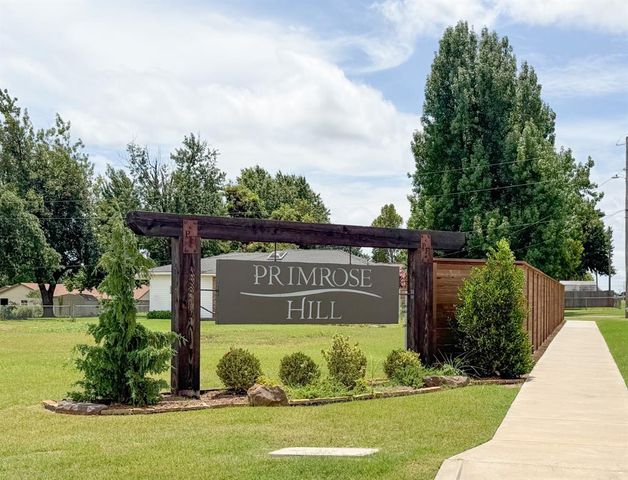 10036 Primrose Lane, Midwest City, OK 73130