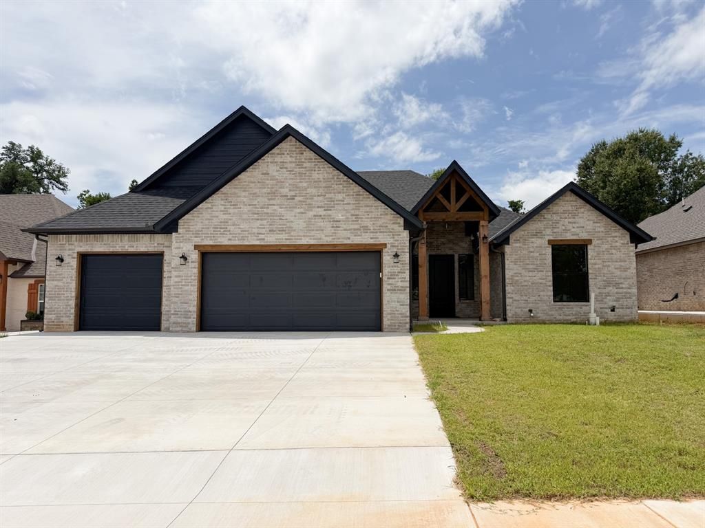 10036 Primrose Lane, Midwest City, OK 73130