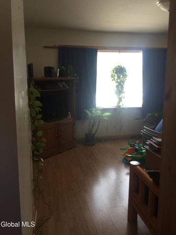 102 River Street, Hudson Falls, NY 12839