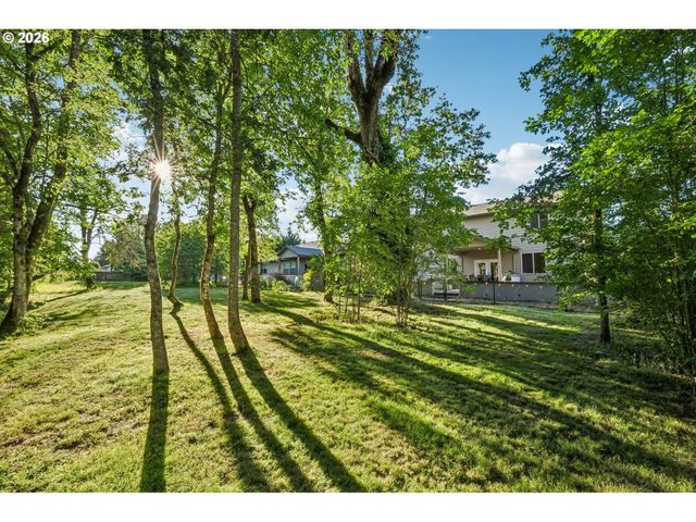 8607 Ne 28TH Way, Vancouver, WA 98662