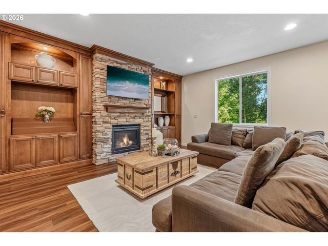 8607 Ne 28TH Way, Vancouver, WA 98662