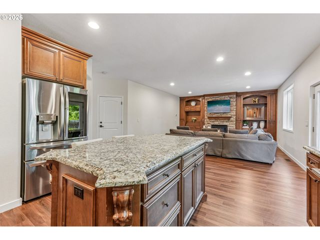 8607 Ne 28TH Way, Vancouver, WA 98662