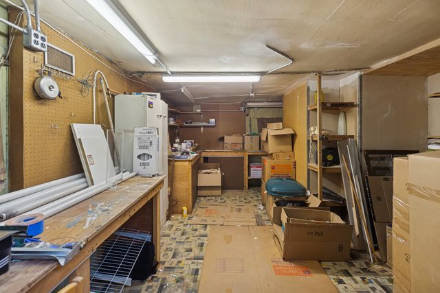 5747 N Sacramento Avenue, Chicago, IL 60659