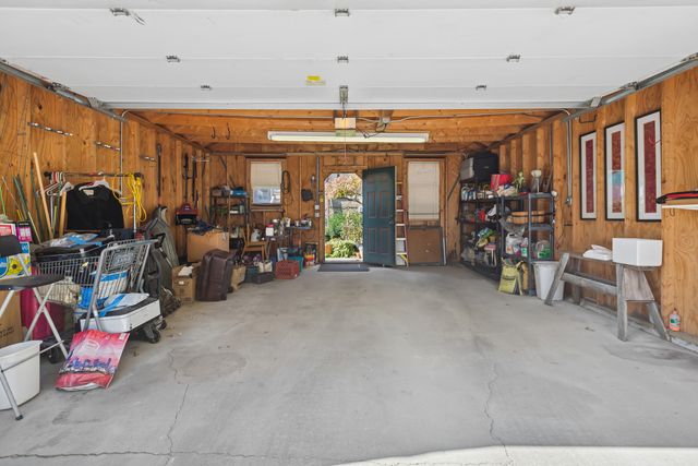 5747 N Sacramento Avenue, Chicago, IL 60659