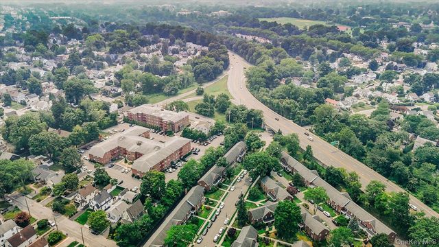 117 Robins Road 117, New Rochelle, NY 10801