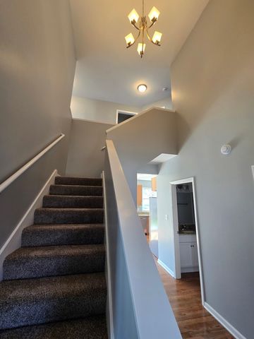 4 Joseph Court, Midlothian, IL 60445