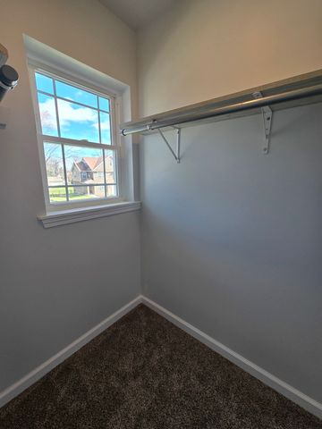 4 Joseph Court, Midlothian, IL 60445