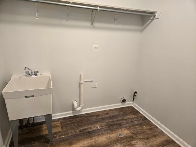 4 Joseph Court, Midlothian, IL 60445